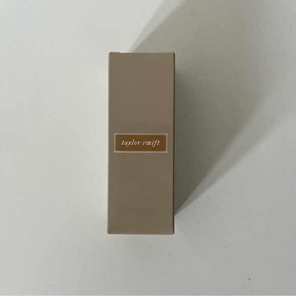 NWT Taylor Swift Champagne Problems Ornament - Picture 2 of 11